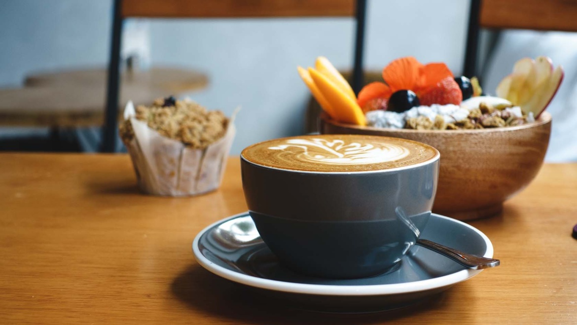 Cafea pe stomacul gol: ce spun studiile
